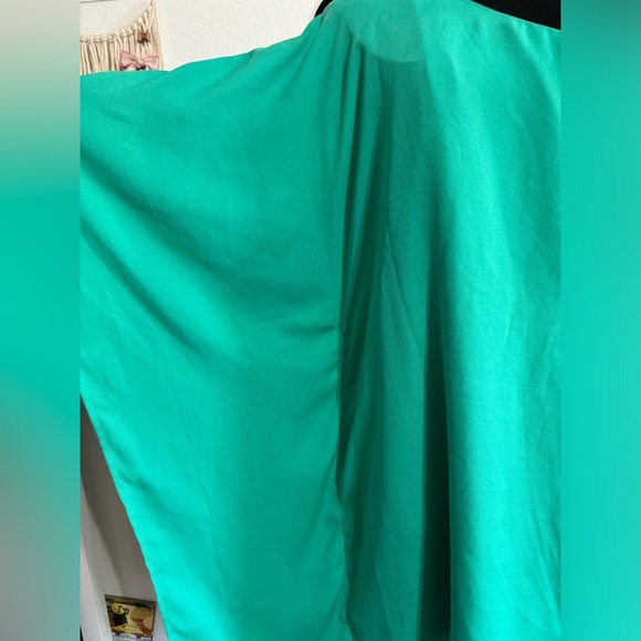 cupcakes and cashmere Deliz Dress Leaf Green - Picture 3 of 9